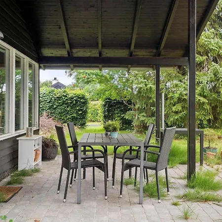 1605-dronningmolle-tarnfalkevej-1