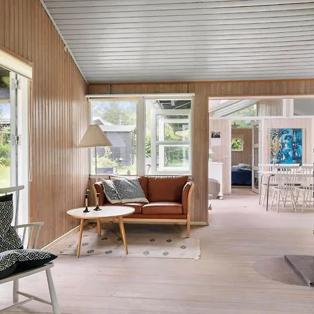 1605-dronningmolle-tarnfalkevej-1 Semesterbostad Dronningmølle